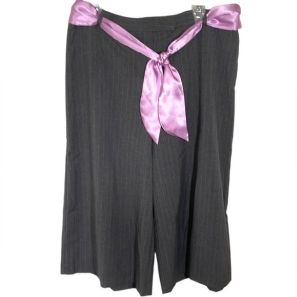 Vintage Covington Pinstripe Culottes Gauchos Gray Purple Wide Leg Capri Office - Picture 1 of 17
